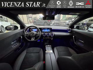 MERCEDES-BENZ CLA 200 usata, con Alzacristalli elettrici