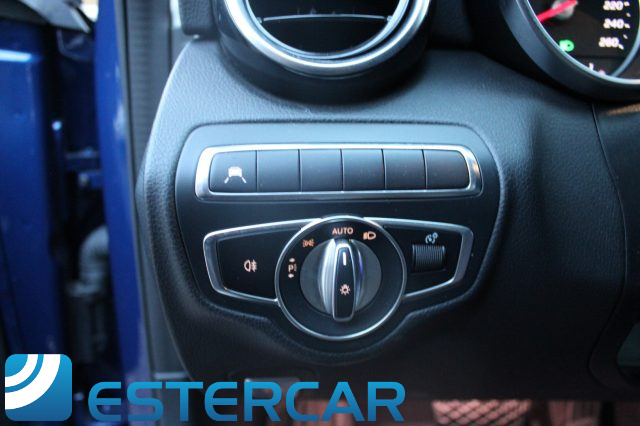 MERCEDES-BENZ C 220 usata, con Fendinebbia