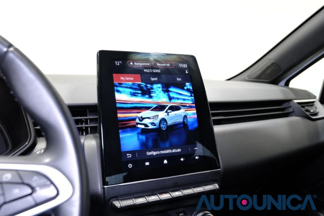 RENAULT Clio usata, con Specchietti laterali elettrici