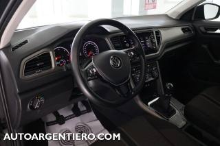 VOLKSWAGEN T-Roc usata, con Autoradio