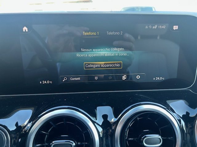 MERCEDES-BENZ GLA 200 usata, con Fari LED
