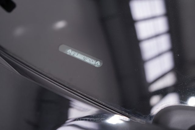 RENAULT Captur usata, con Telecamera per parcheggio assistito