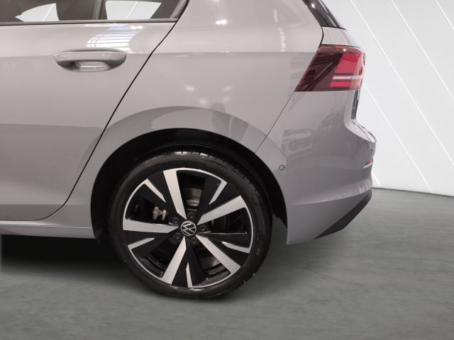 VOLKSWAGEN Golf usata, con Volante multifunzione