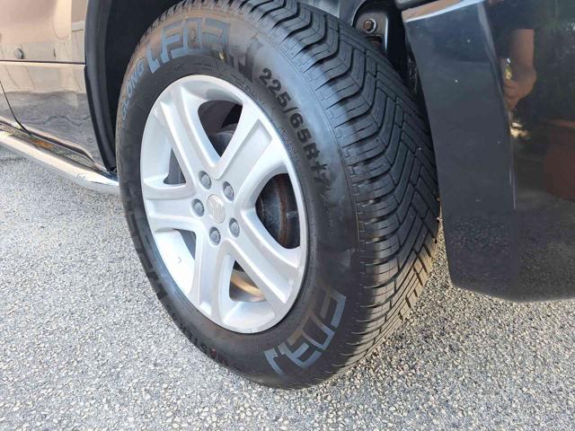 SUZUKI Grand Vitara usata, con Bracciolo