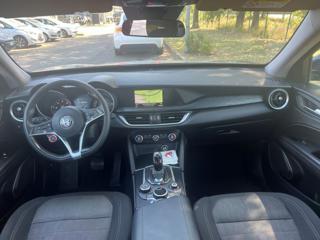 ALFA ROMEO Stelvio usata, con Controllo automatico clima