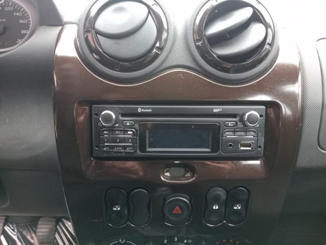 DACIA Duster usata, con Controllo trazione