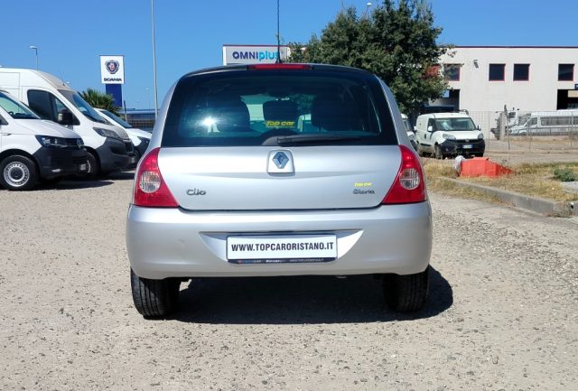 RENAULT Clio usata, con Chiusura centralizzata