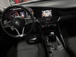 ALFA ROMEO Giulia usata, con Autoradio