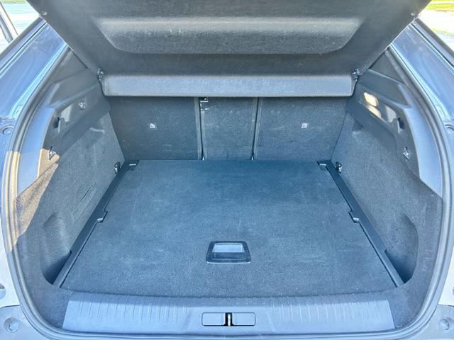 PEUGEOT 3008 usata, con Controllo elettronico della corsia