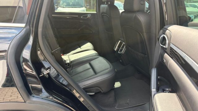 PORSCHE Cayenne usata, con Sensore di pioggia