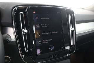 VOLVO XC40 usata 11