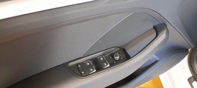AUDI A3 usata, con Sensori di parcheggio posteriori