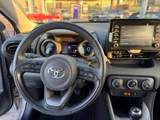 TOYOTA Yaris usata, con Cerchi in lega