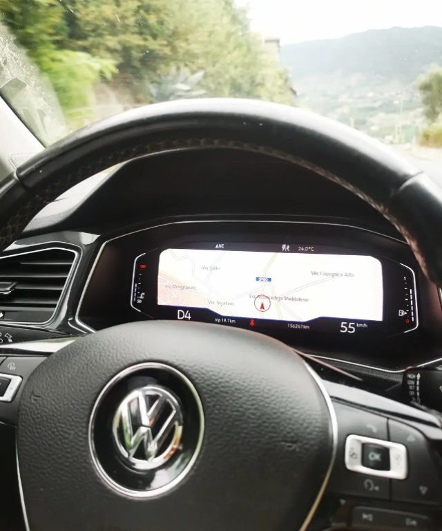 VOLKSWAGEN T-Roc usata, con Climatizzatore
