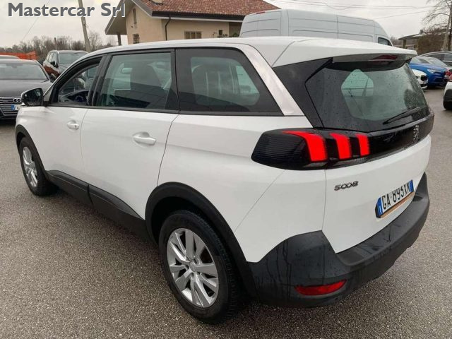 PEUGEOT 5008 usata, con Airbag Passeggero