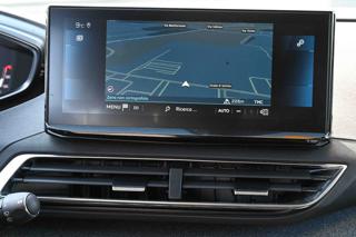 PEUGEOT 3008 usata, con USB