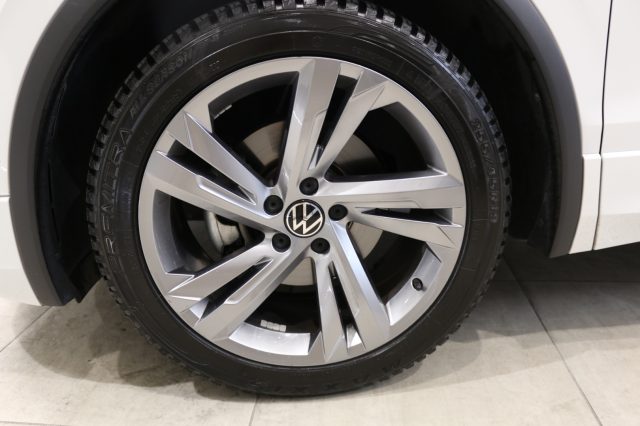 VOLKSWAGEN Tiguan usata, con Cerchi in lega
