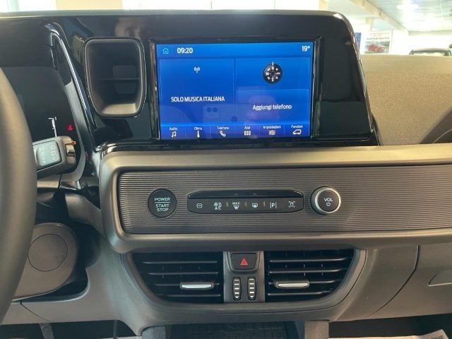 FORD Tourneo Courier usata, con Cruise Control