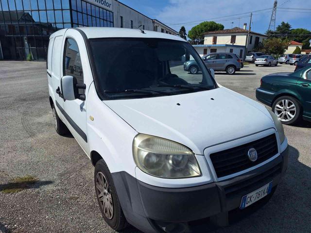 FIAT Doblo usata, con Airbag