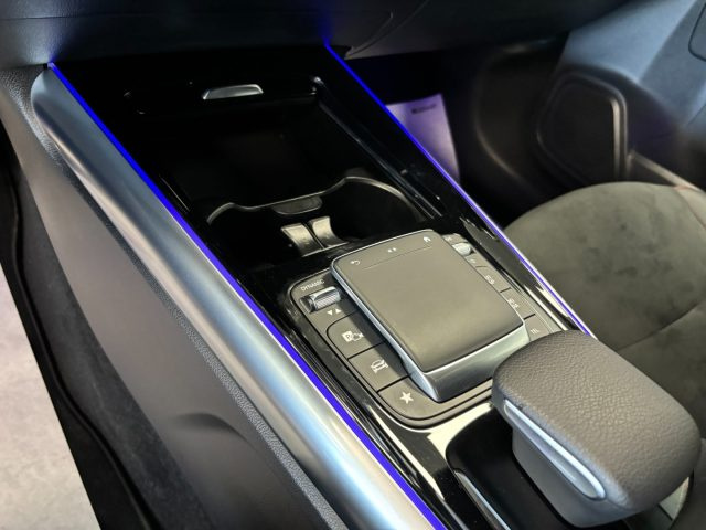 MERCEDES-BENZ GLA 180 usata, con Cruise Control