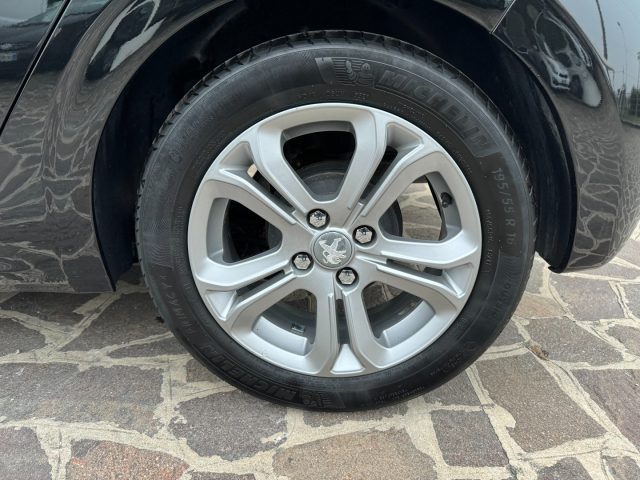PEUGEOT 208 usata, con Airbag Passeggero