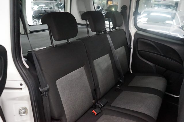 FIAT Doblo usata 13
