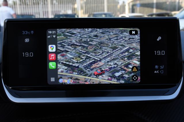 PEUGEOT 2008 usata, con Chiusura centralizzata telecomandata