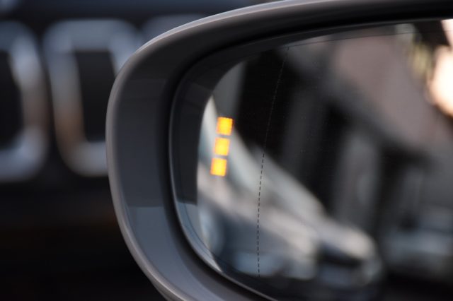 PORSCHE Taycan usata, con Sensori di parcheggio anteriori