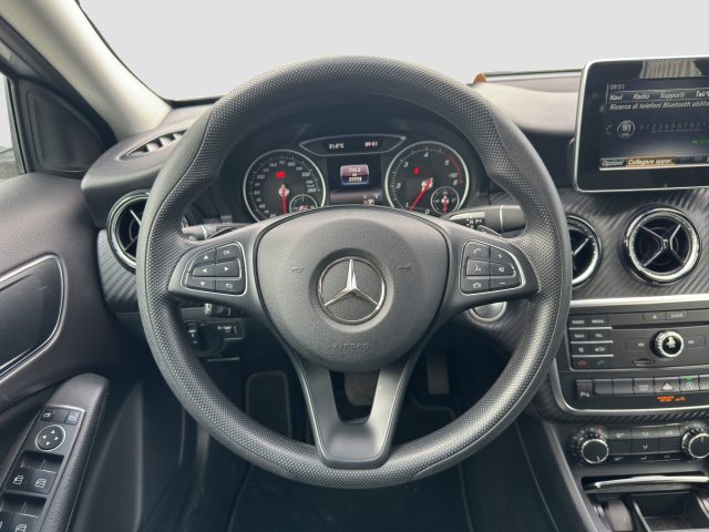 MERCEDES-BENZ CLA usata 10