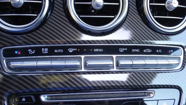 MERCEDES-BENZ C 220 usata 115