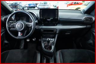 TOYOTA Yaris usata, con Sedili riscaldati