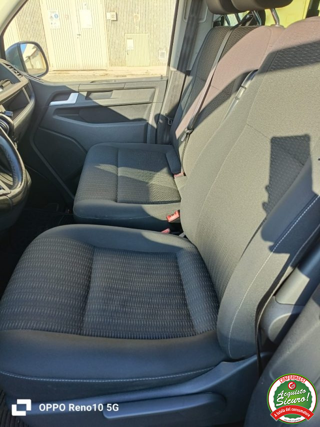 VOLKSWAGEN Caravelle usata, con Airbag laterali