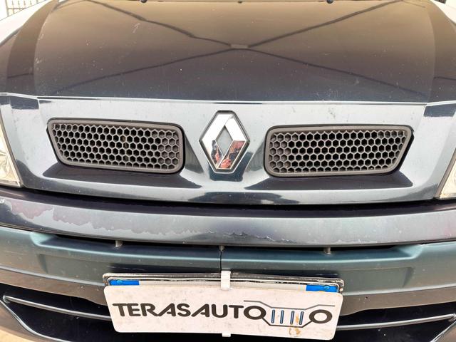RENAULT Scenic usata 43