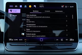 VOLKSWAGEN Golf usata, con Isofix