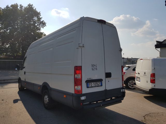 IVECO Daily usata, con Autoradio