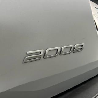 PEUGEOT 2008 usata, con Specchietti laterali elettrici
