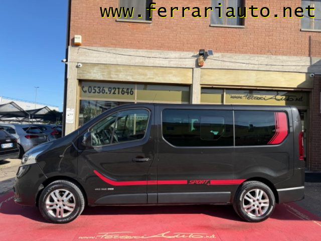 RENAULT Trafic usata, con Alzacristalli elettrici