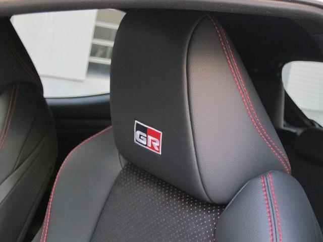 TOYOTA Yaris usata, con Bluetooth