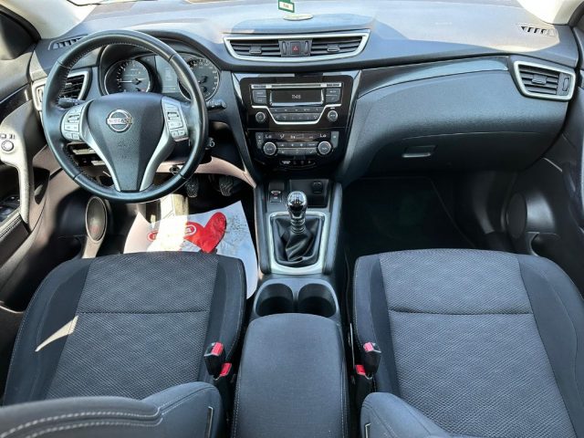 NISSAN Qashqai usata, con Boardcomputer