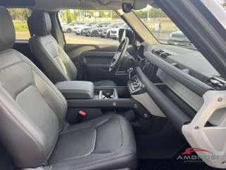 LAND ROVER Defender usata 6