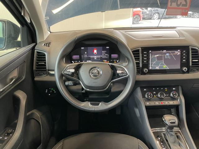 SKODA Karoq usata, con Sedile posteriore sdoppiato