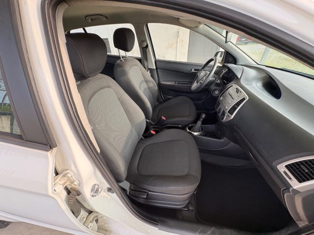 HYUNDAI i20 usata, con ESP