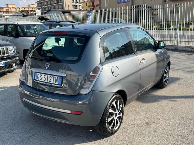 LANCIA Ypsilon usata, con Chiusura centralizzata