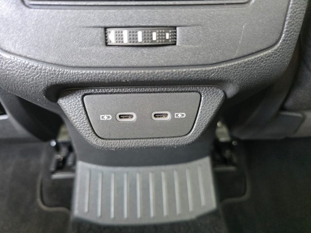 VOLKSWAGEN T-Roc usata 116