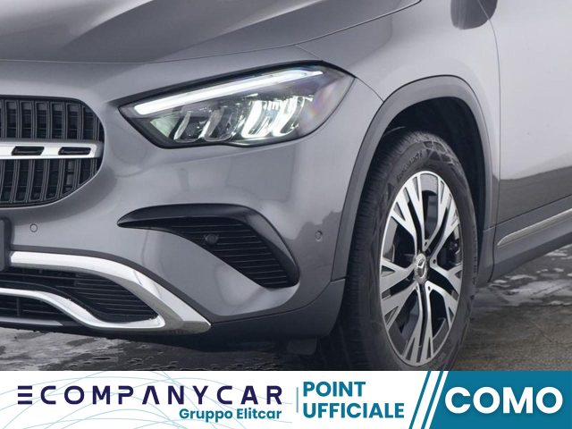 MERCEDES-BENZ GLA 180 usata, con Controllo automatico clima