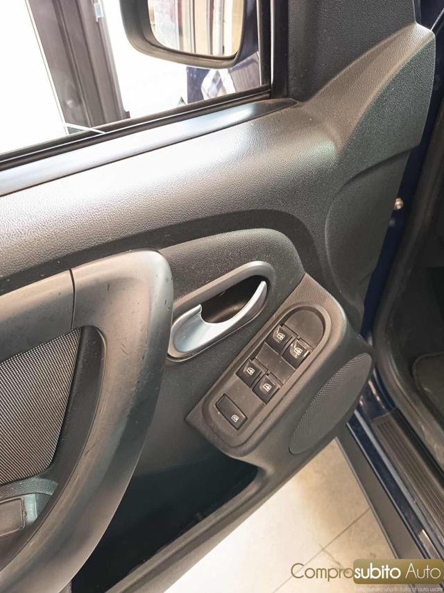 DACIA Duster usata 25