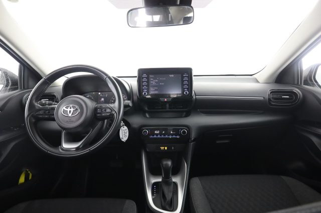 TOYOTA Yaris usata 4