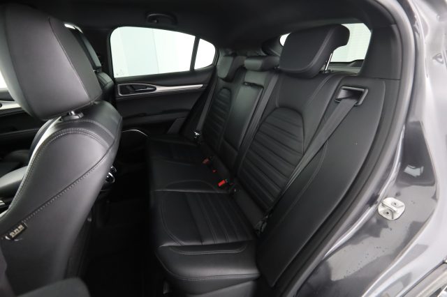 ALFA ROMEO Stelvio usata 3