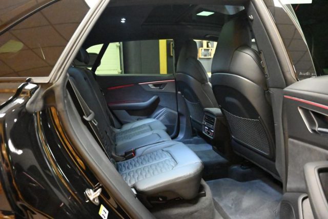 AUDI RS Q8 usata 10