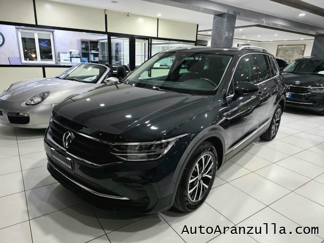 VOLKSWAGEN Tiguan usata, con ABS